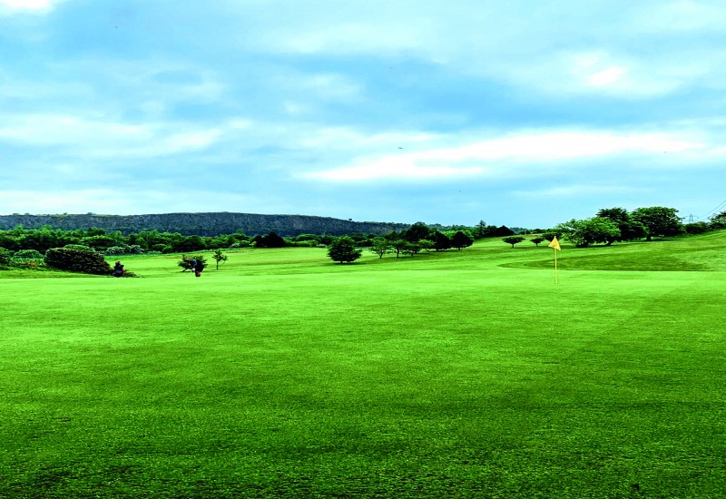 Dullatur Golf Course